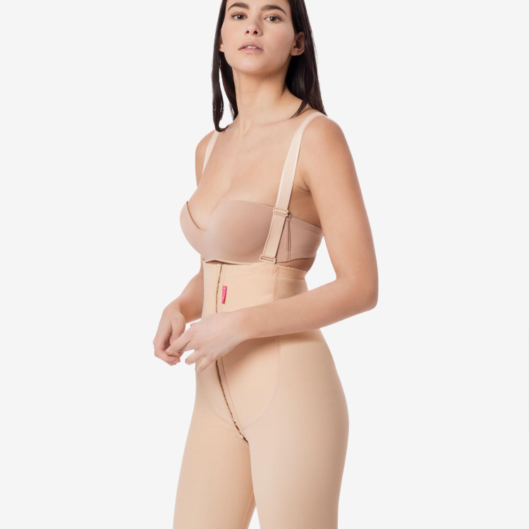 Мидер за липосукција под гради, над колена